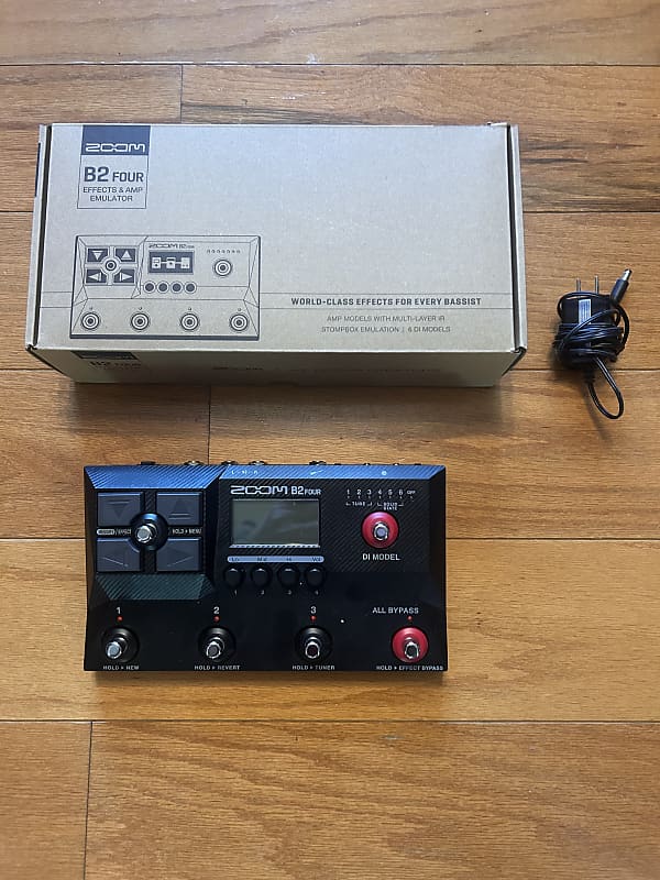 Zoom B2 Four