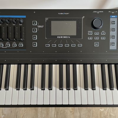 Kurzweil K2700 88-Key Synthesizer Workstation 2021 - Present - Black