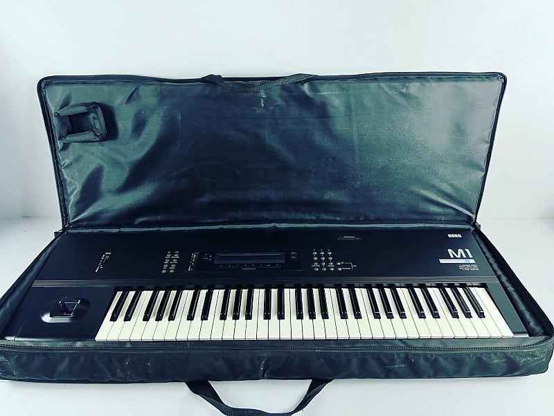 Korg M1 soft case bag | Reverb Korg M1 soft case bag | Reverb