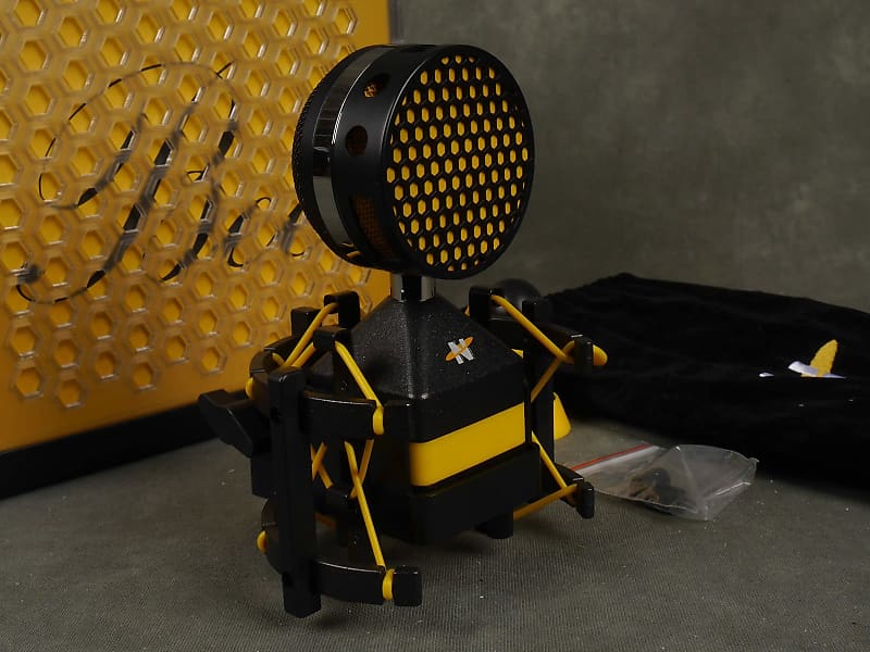 Neat Microphones King Bee Condenser Microphone with Stand and Cable