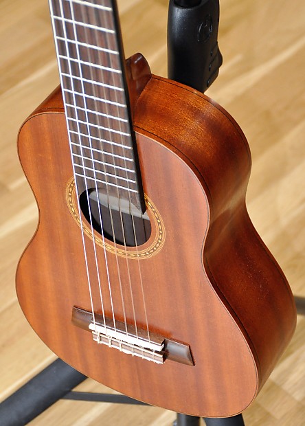 Valencia VTG2 Classical Nylon Travel Guitar with Gigbag Reverb