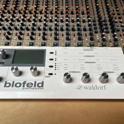 Waldorf Blofeld Desktop Synthesizer 2007 - Present - White