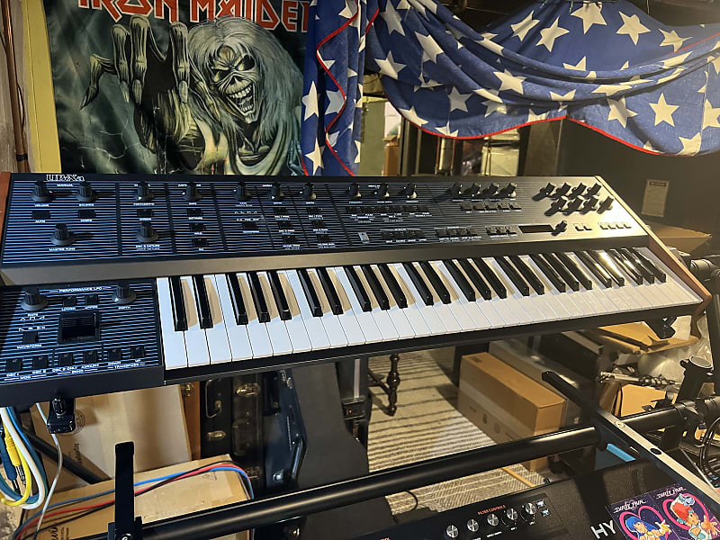 BEHRINGER UB-Xa D 16ボイスポリシンセサイザー BEHRINGER UB-Xa D 16ボイスポリシンセサイザー