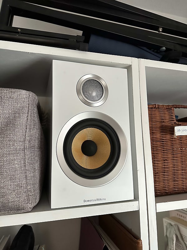 Bowers and Wilkins CM1 SPEAKERS