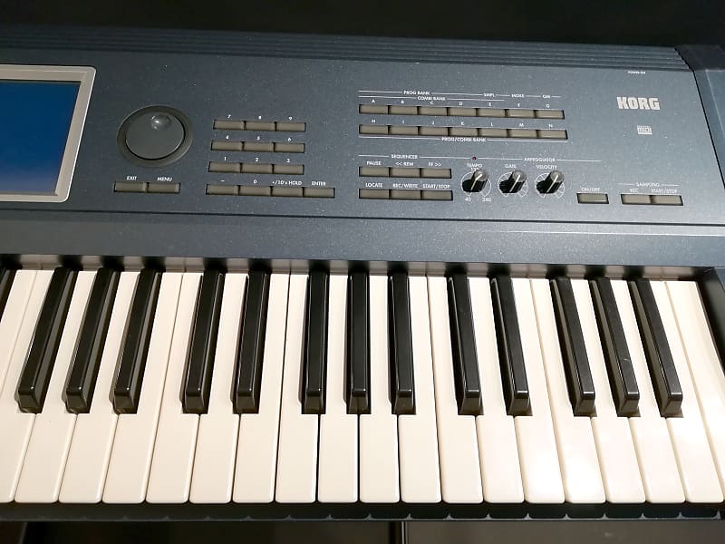 Korg Triton Extreme 61-Key 120-Voice Polyphonic Workstation (2005 