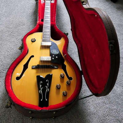 Ibanez GB40THII-AA George Benson 40th Anniversary Signature Hollowbody Electric Guitar-Antique Amber image 7