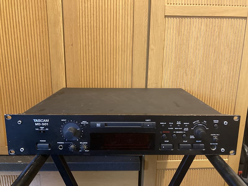 TASCAM MD-501 Minidisc Pro player