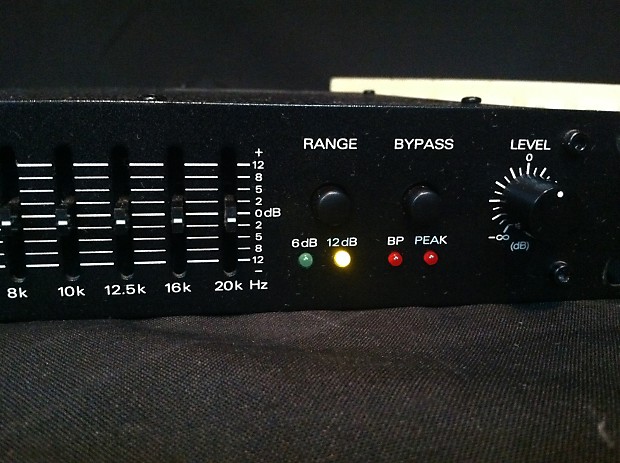 Roland EQ-131 Graphic Equalizer - Black | Reverb
