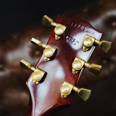 Gibson Les Paul Supreme image 8