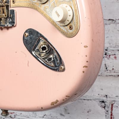 Fender - Custom Shop Limited Edition Tyler Bryant Signature "Pinky" - Stratocaster® Electric Guitar - Relic® - Aged Shell Pink - w/ Hardshell Case - xB077 (USED) image 10