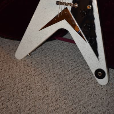 Gibson '58 Flying V 2021 Cookies and Cream 1 of 1 image 10