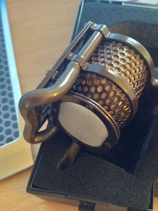 Coles 4104B Ribbon Lip Mic Reverb