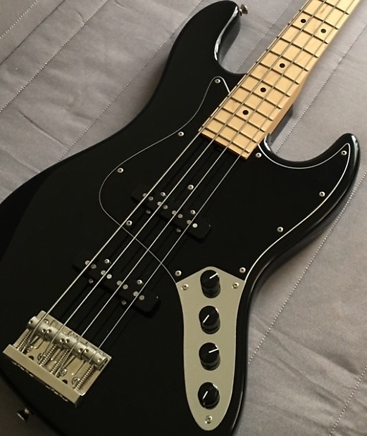 Sadowsky MV4 - Black