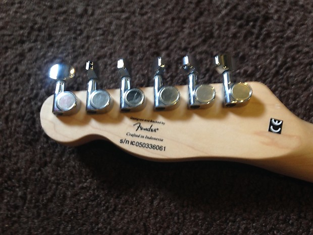 Fender Squier Standard Fat Telecaster Electric Guitar w Fender Squier Standard Fat Telecaster Electric Guitar w
