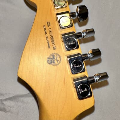 Fender American Ultra Luxe Stratocaster Floyd Rose HSS-Silverburst 2021 - Silverburst image 11