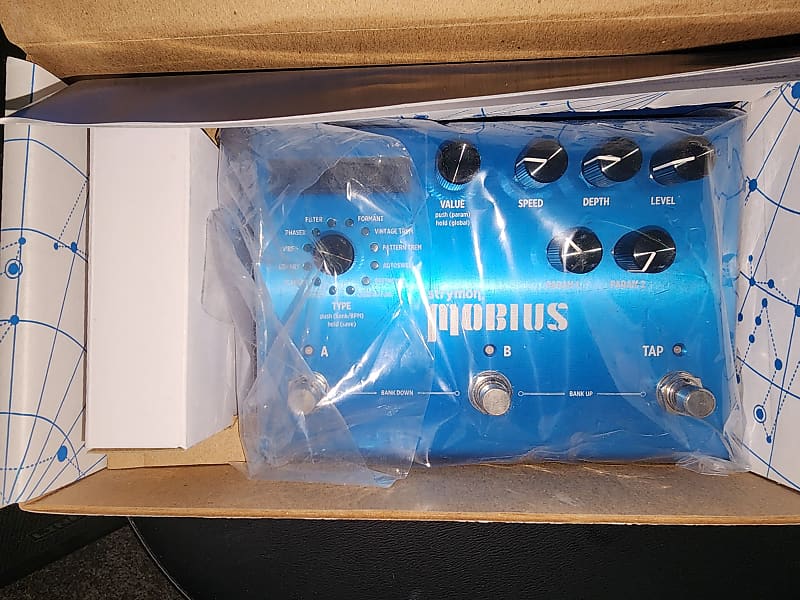 Strymon Mobius