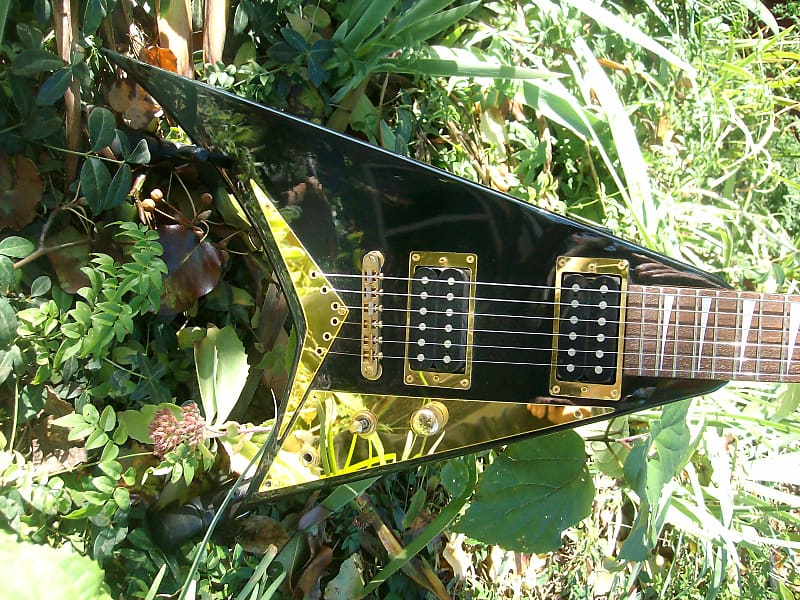 Charvel FLYING V RR 610 Randy Rhoads early 90s Black & Gold | Reverb