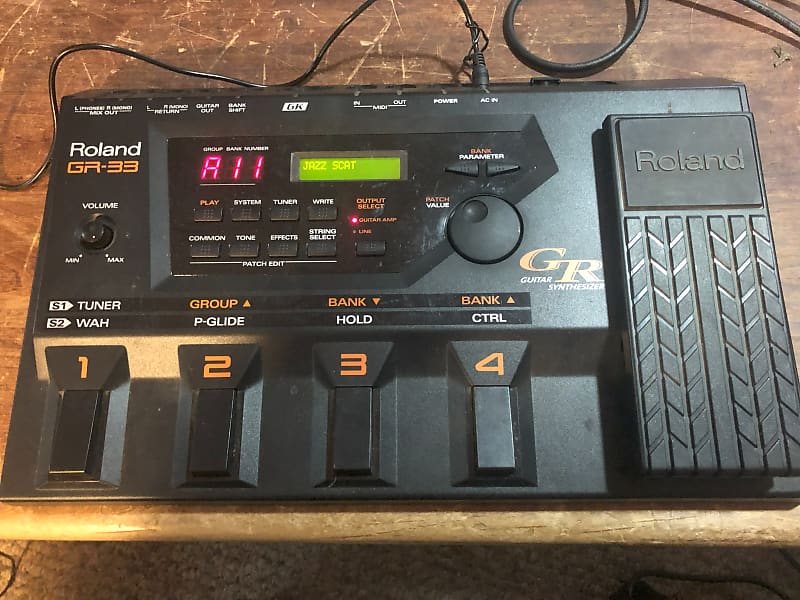 Roland GR-33