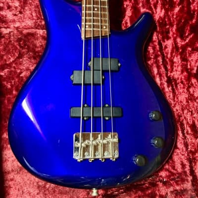 IBANEZ SR400 bass guitars