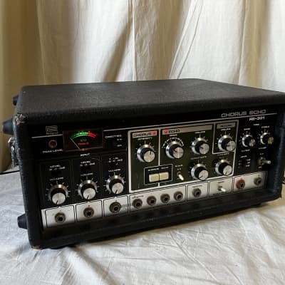 Roland RE-301 Chorus Echo Vintage Tape-Echo machine