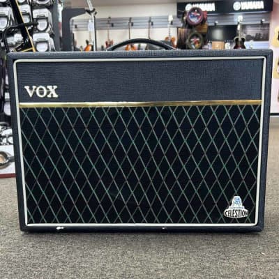 Vox Cambridge 30 Reverb Model V9310 2-Channel 30-Watt 1x10