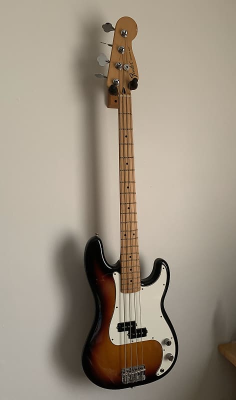 Fender P Bass Sunburst image 1