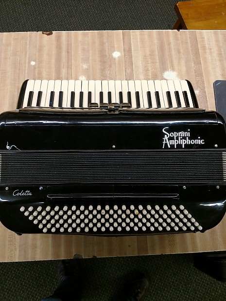 Soprani clearance ampliphonic accordion
