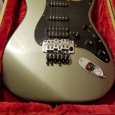 Fender Stratocaster Deluxe Floyd Rose 2002 Pewter w/ Rosewood image 1