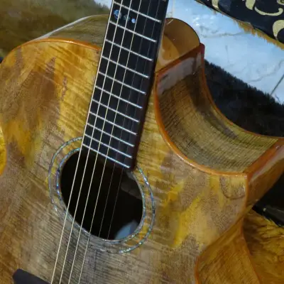 Batiksoul Guitars OM-C  Flamed Mango Exclusive Model 2022 image 7