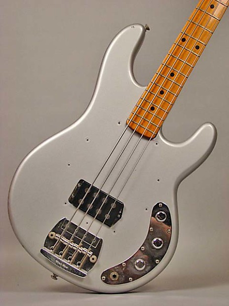 Musicman Stingray Cliff Williams of AC DC 1979 Inca Silver
