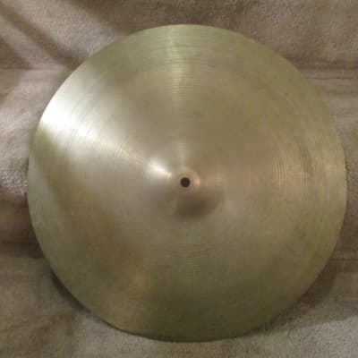 Zildjian Vintage Avedis 22 Inch Ride, C rashable, No Cracks, No Keyholing