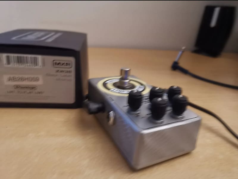 MXR ZW-38 Black Label Chorus | Reverb Canada