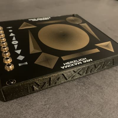 Herzlich MMI MAXIMA 2022 Black & Gold image 1
