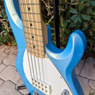 Ernie Ball Music Man Stingray 5 Electric Bass 5-String Maple Neck 2015 image 3