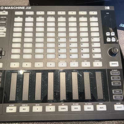 Native Instruments MASCHINE JAM Production & Sequencing Controller