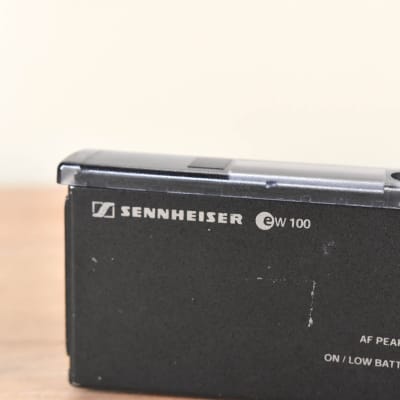 Sennheiser SK 100 Wireless Bodypack Transmitter - 518-550 MHz CG002GZ image 3