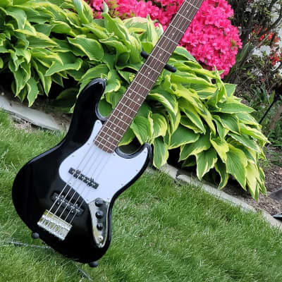 Fender Squier 5 String Jazz Bass 2019 Black image 1