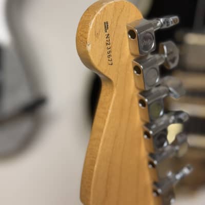 Fender Roadhouse Stratocaster with Maple Fretboard 1997 - 2000 - Candy Apple Red image 6