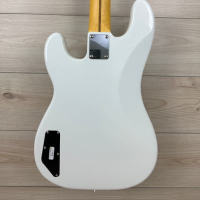 Fender Made in Japan Aerodyne Special Precision Bass, Bright White image 12