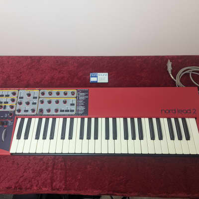 Nord Lead 2 49-Key 12-Voice Polyphonic Synthesizer 1997 - 2003 Synth w/ RAM Sound Card
