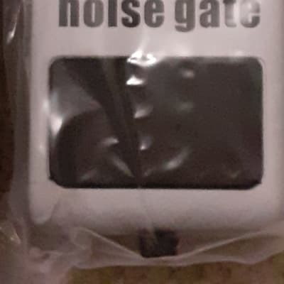 Carlsbro noise gate with boost for sale
