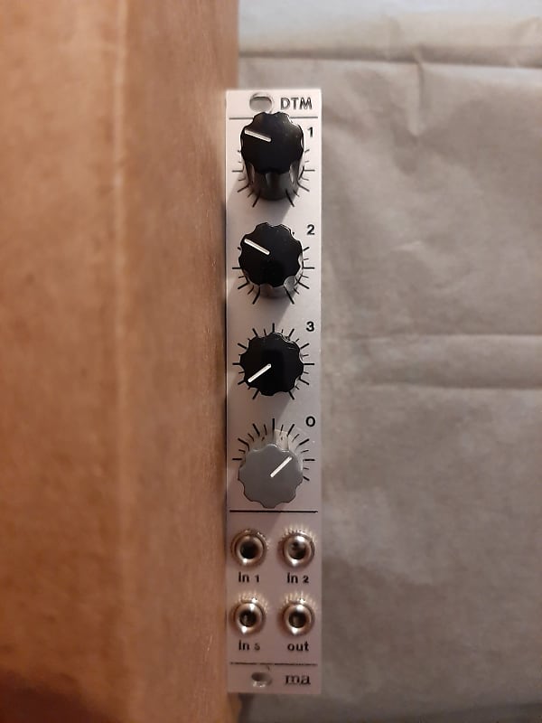 Manhattan Analog DTM Moog CP3 style Eurorack mixer Reverb