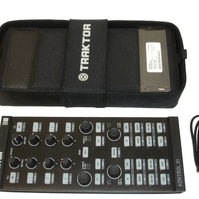 Native Instruments Traktor Kontrol X1 MK2 DJ Controller USB