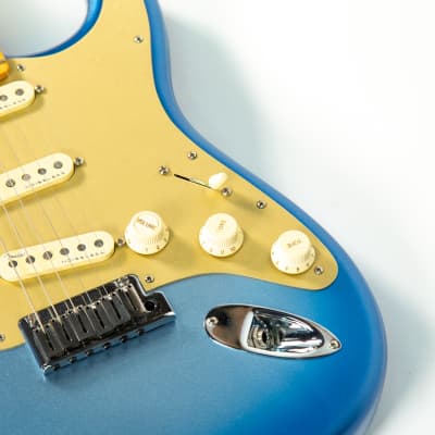 Fender Elite Stratocaster Blue Burst MIA Owned By Dave Keuning Of The The Killers image 9