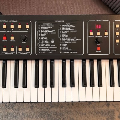 Sequential Circuits SIX-TRAK 610 Synthesizer + Tauntek v.14 Upgrade