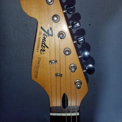 Fender Standard Stratocaster Left-Handed with Vintage Tremolo 1989 