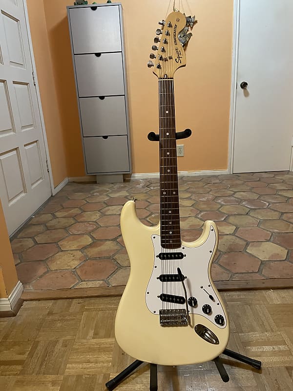 Squier MIJ Current Series CST JV Stratocaster 1983 - 1984 | Reverb