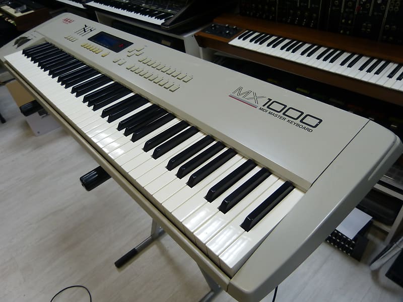 Akai MX1000 76 keys MIDI controller