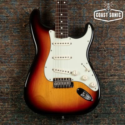 ギター fender American Vintage 62 Stratocaster Fender American Vintage '62 Stratocaster 1990s | Reverb Canada