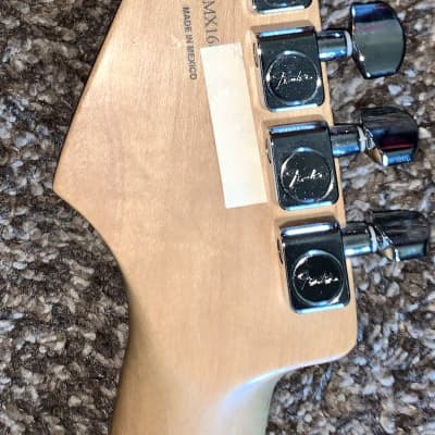 2016 Fender Standard Stratocaster electric guitar made in Mexico  2016 Sunburst image 11